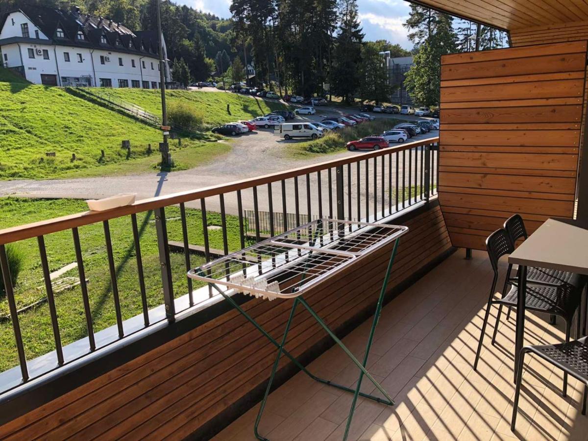 Apartma Runi Pod Zlato Lisico Pekre Eksteriør bilde